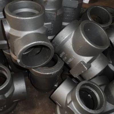 OEM pièces de fonte en fer gris et usinage CNC Tolérance ± 0,1 mm